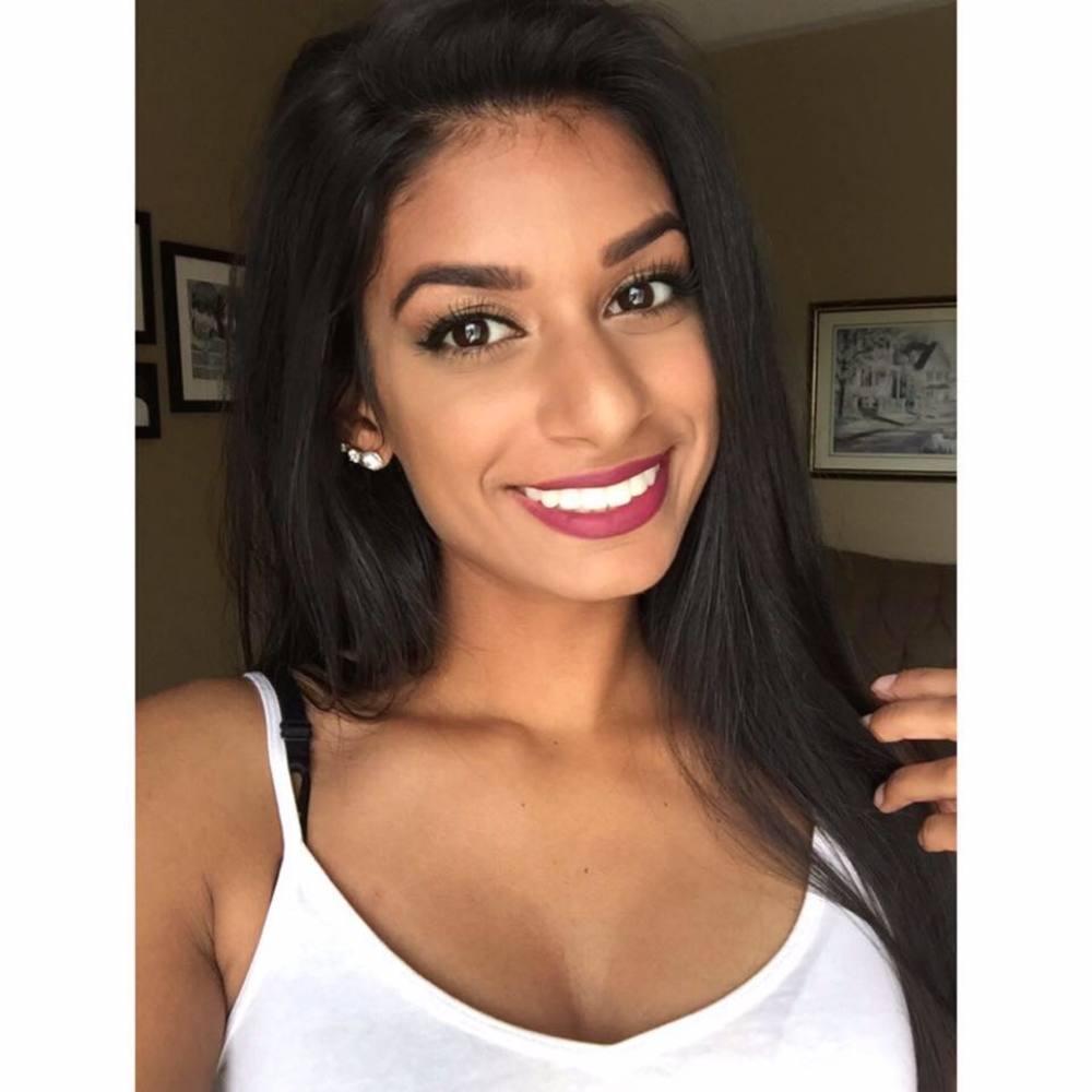 Meet your Posher, Jenika